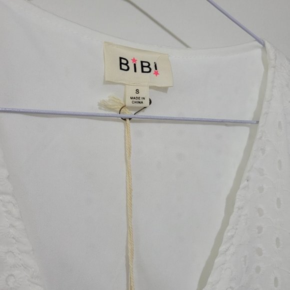 White Eyelet Babydoll Summer Dress - Picture 2 of 3